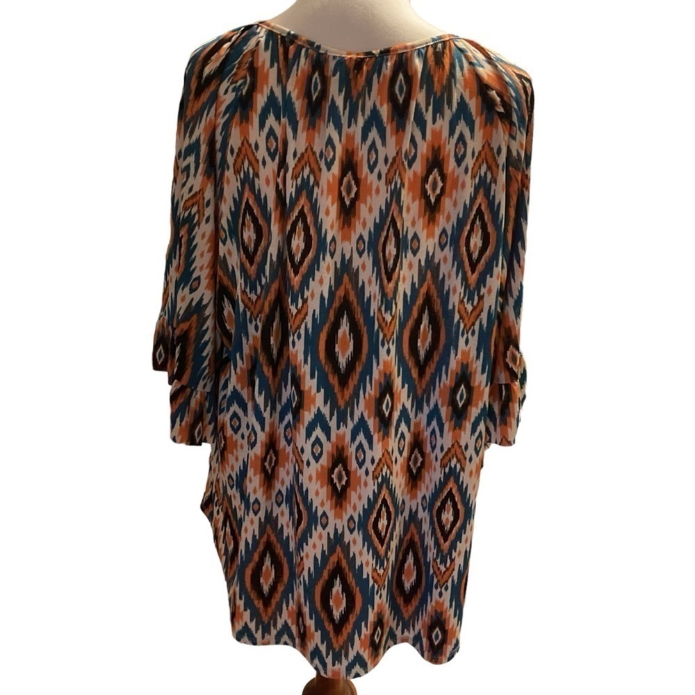 Dear Scarlett Aztec Tie Neckline With Flair Sleeves Tunic Top - Picture 3 of 5